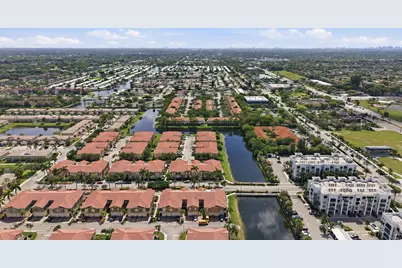 9056 Plymouth Place, Tamarac, FL 33321 - Photo 43