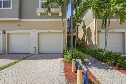 9056 Plymouth Place, Tamarac, FL 33321 - Photo 47