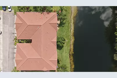 9056 Plymouth Place, Tamarac, FL 33321 - Photo 45