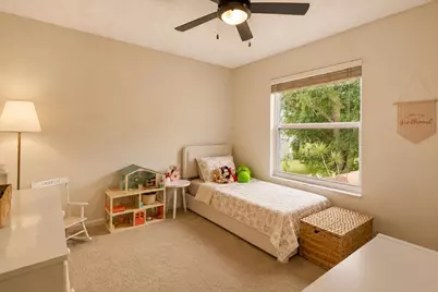 8102 Pelican Harbour Drive, Lake Worth, FL 33467 - Photo 25