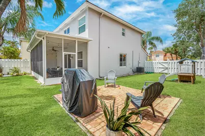 8102 Pelican Harbour Drive, Lake Worth, FL 33467 - Photo 21