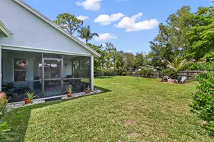 118 Royal Pine Cir N, Royal Palm Beach, FL 33411 - Photo 23