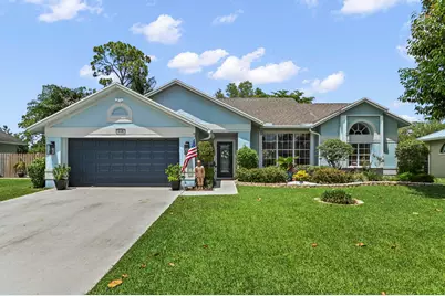 118 Royal Pine Circle N, Royal Palm Beach, FL 33411 - Photo 1