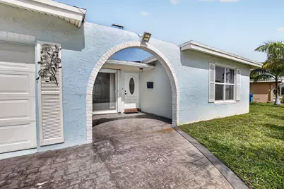 2205 NW 72nd Avenue, Sunrise, FL 33313 - Photo 5