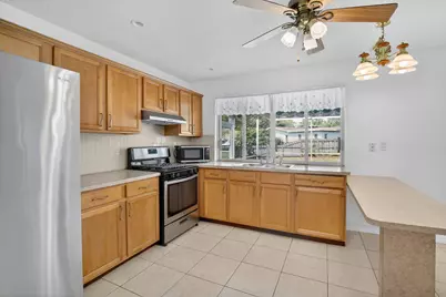 2205 NW 72nd Avenue, Sunrise, FL 33313 - Photo 13
