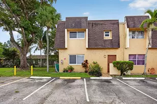5646 Blueberry Ct, Lauderhill, FL 33313 - Photo 1