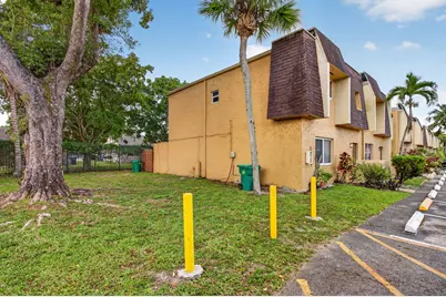 5646 Blueberry Court #23, Lauderhill, FL 33313 - Photo 3