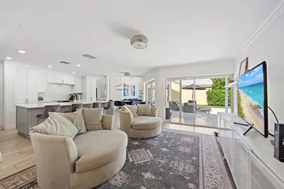 10101 Oak Bark Lane, Palm Beach Gardens, FL 33410 - Photo 7