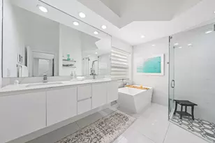 10101 Oak Bark Ln, Palm Beach Gardens, FL 33410 - Photo 13