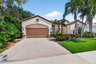 9725 Asti Ln, Lake Worth, FL 33467 - Photo 3