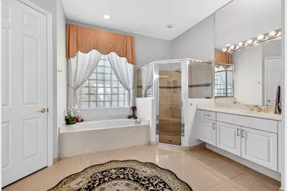 9725 Asti Lane, Lake Worth, FL 33467 - Photo 37
