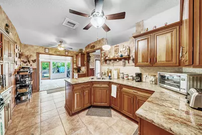 5700 Oleander Avenue, Fort Pierce, FL 34982 - Photo 13
