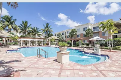 9212 W Myrtlewood Circle W, Palm Beach Gardens, FL 33418 - Photo 3