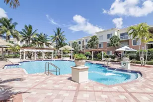 9212 W Myrtlewood Circle W, Palm Beach Gardens, FL 33418 - Photo 3