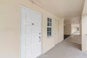 2901 S Palm Aire Dr, Pompano Beach, FL 33069 - Photo 13
