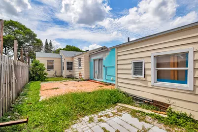 1048 Van Deventer Street, West Palm Beach, FL 33405 - Photo 9