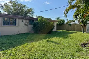 764 Gardenia Dr, Royal Palm Beach, FL 33411 - Photo 23