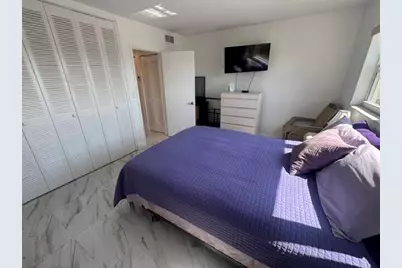 300 Oregon Street #502, Hollywood, FL 33019 - Photo 5