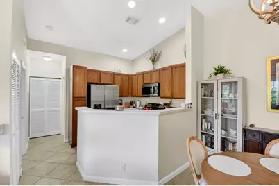 3271 Laurel Ridge Circle, Riviera Beach, FL 33404 - Photo 11