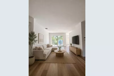 7842 Exeter Boulevard E, Tamarac, FL 33321 - Photo 9