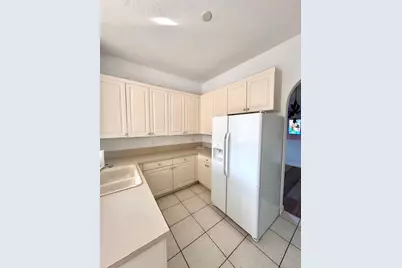 7842 Exeter Boulevard E, Tamarac, FL 33321 - Photo 15