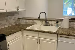 5372 SE Jennings Ln, Stuart, FL 34997 - Photo 3