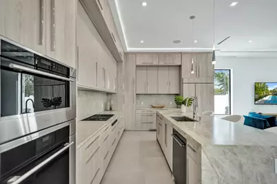 235 NE 11th Street, Delray Beach, FL 33444 - Photo 17