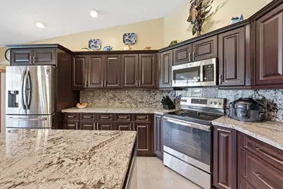 1042 NW 110th Lane, Coral Springs, FL 33071 - Photo 23