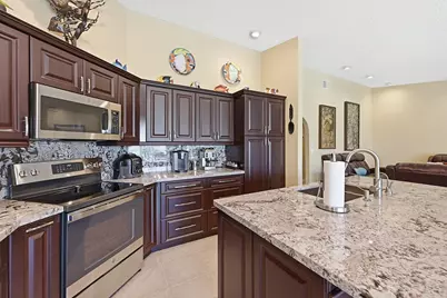 1042 NW 110th Lane, Coral Springs, FL 33071 - Photo 11