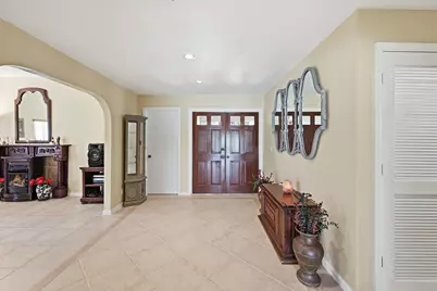 1042 NW 110th Lane, Coral Springs, FL 33071 - Photo 9