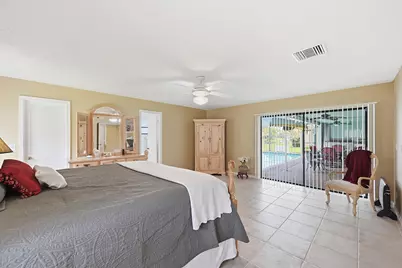 1042 NW 110th Lane, Coral Springs, FL 33071 - Photo 27
