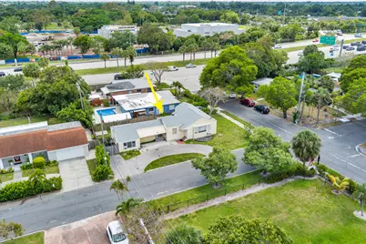 1048 Van Deventer, West Palm Beach, FL 33405 - Photo 5