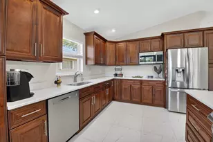 6738 Sun River Rd, Boynton Beach, FL 33437 - Photo 17