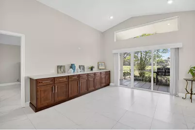 6738 Sun River Road, Boynton Beach, FL 33437 - Photo 9