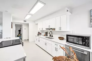 2751 S Ocean Dr, Hollywood, FL 33019 - Photo 49