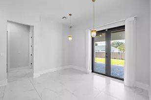 298 SW Statler Ave, Port Saint Lucie, FL 34984 - Photo 23