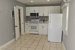 425 Ardmore Rd, West Palm Beach, FL 33401 - Photo 3