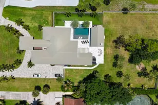 13796 Doubletree Trail, Wellington, FL 33414 - Photo 1