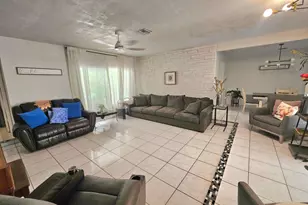 4021 E Shore Rd, Miramar, FL 33023 - Photo 5