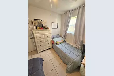 4021 E Shore Road, Miramar, FL 33023 - Photo 9