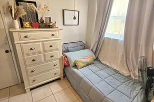 4021 E Shore Rd, Miramar, FL 33023 - Photo 9
