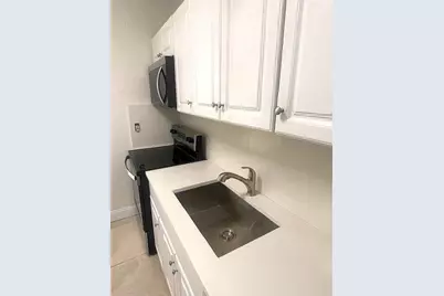 755 NW 59th Street, Miami, FL 33127 - Photo 7