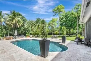 1860 Primrose Ln, Wellington, FL 33414 - Photo 1