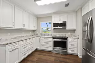 229 NE Sagamore Terrace, Port Saint Lucie, FL 34983 - Photo 5