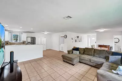 1208 NE 7th Street, Pompano Beach, FL 33060 - Photo 9