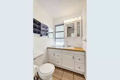 1208 NE 7th Street, Pompano Beach, FL 33060 - Photo 21