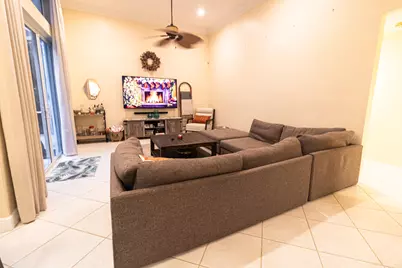 5062 Kensington Circle, Coral Springs, FL 33076 - Photo 9