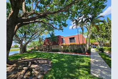 9982 NW 6th Court, Plantation, FL 33324 - Photo 1