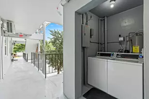 1021 NE 24th Ave, Pompano Beach, FL 33062 - Photo 33