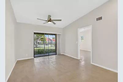 6649 Somerset Drive #206, Boca Raton, FL 33433 - Photo 9